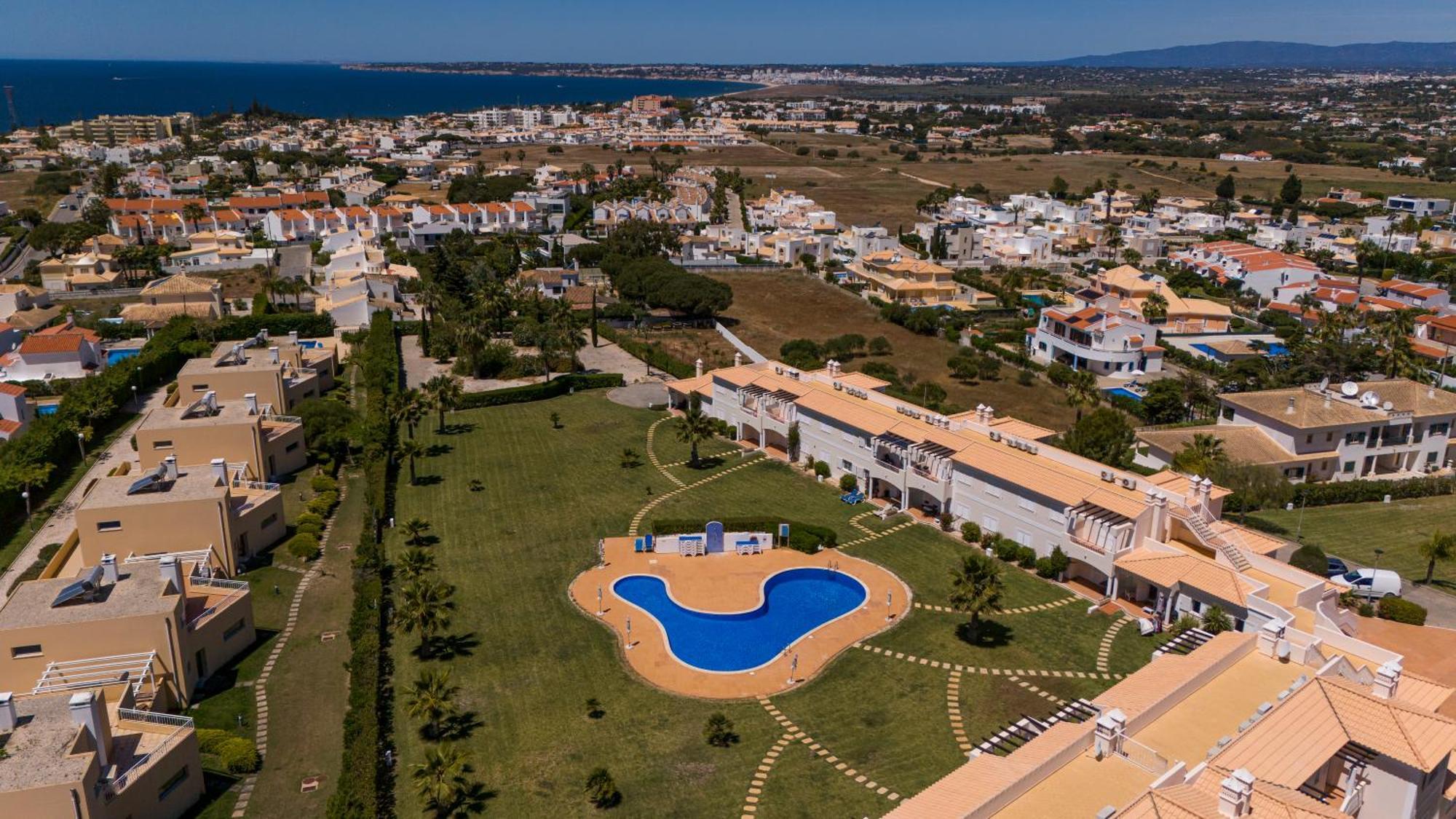 Apartamento No Condominio Baia Village Com Piscina Albufeira Esterno foto